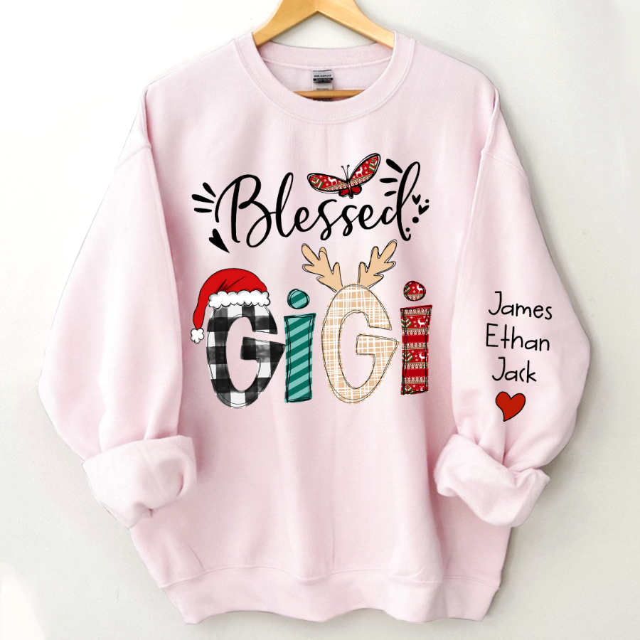 Lofaris Custom Christmas Gigi Grandma Mimi And Kids CTH01 Sweatshirt