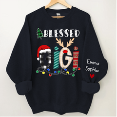 Lofaris Christmas Blessed Gigi Nana Grandma Custom Name CTH01 Sweatshirt