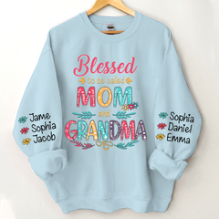 Lofaris Blessed To Be Called Mom And Grandma CTH01 Sweatshirt