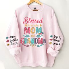 Lofaris Blessed To Be Called Mom And Grandma CTH01 Sweatshirt