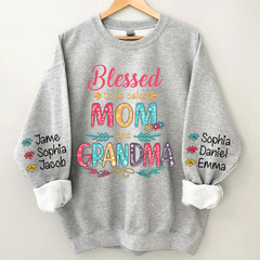 Lofaris Blessed To Be Called Mom And Grandma CTH01 Sweatshirt
