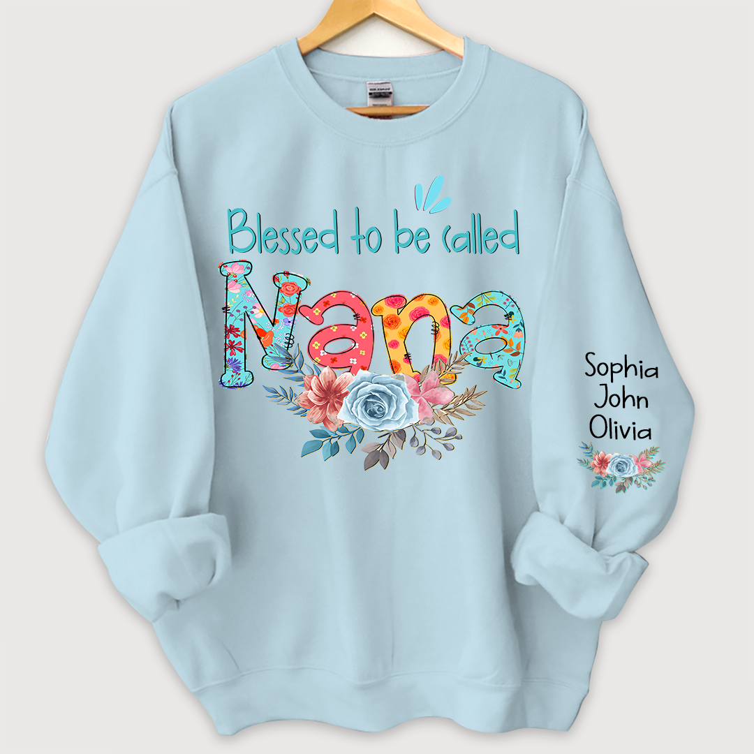 Lofaris Blessed to be called Nana Foral And Grandkids Sweatshirt