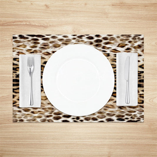 Lofaris Brown Lifelike Leopard Vintge Set Of 4 Placemats