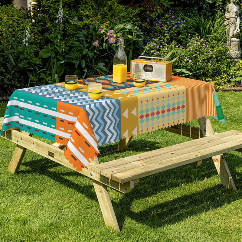 Lofaris Colored Geometric Shape Rectangle Tablecloth