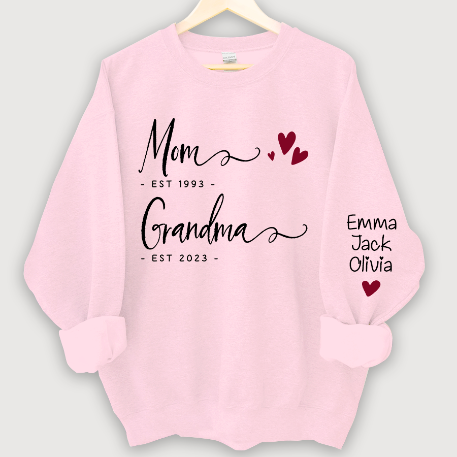 Lofaris Mom Est Grandma And Grandkids Sweatshirt