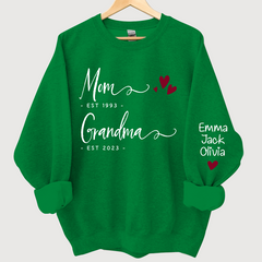 Lofaris Mom Est Grandma And Grandkids Sweatshirt