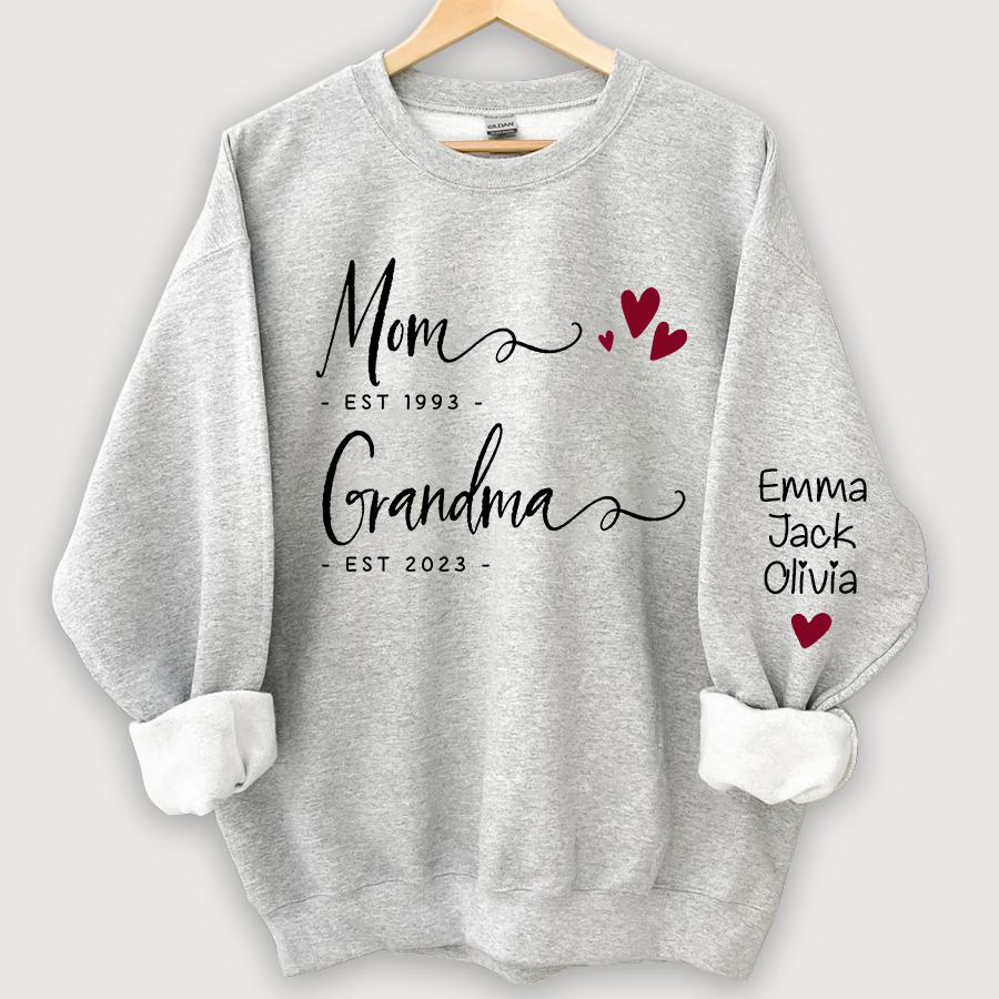 Lofaris Mom Est Grandma And Grandkids Sweatshirt