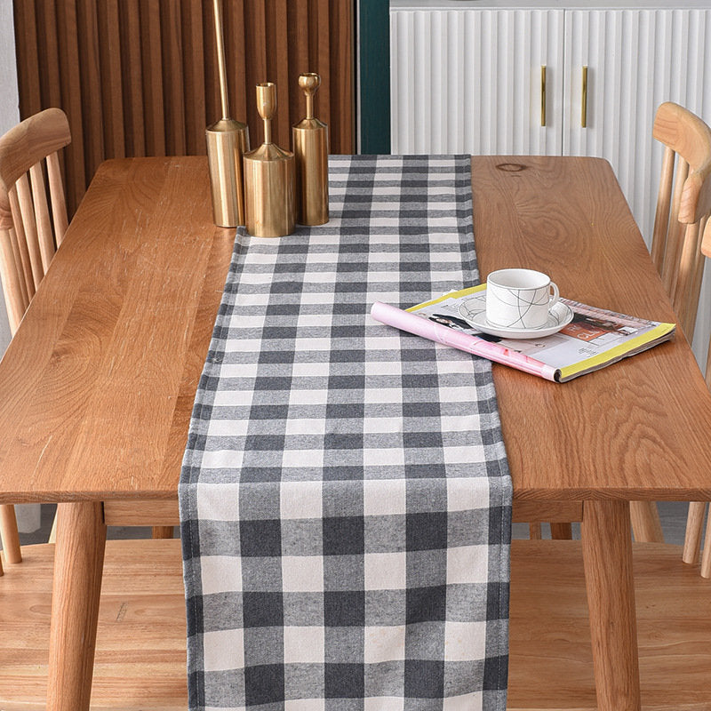 Lofaris Elegant Cotton Checkered Table Runner For Party Decor