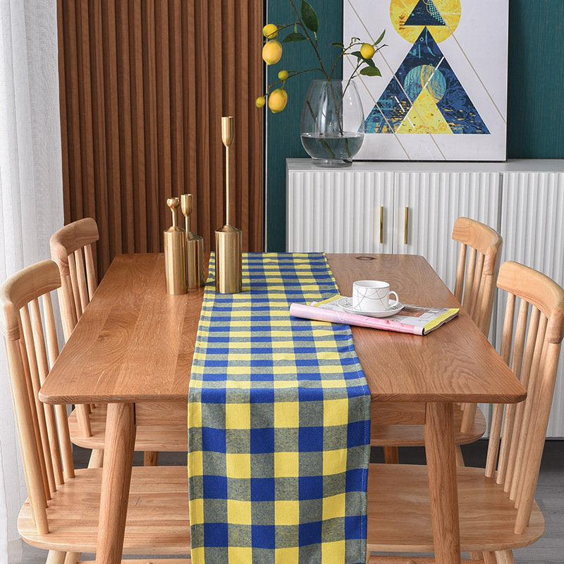 Lofaris Elegant Cotton Checkered Table Runner For Party Decor