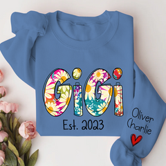 Lofaris Gigi Est Year And Grandkids Custom Name CTH01 Sweatshirt