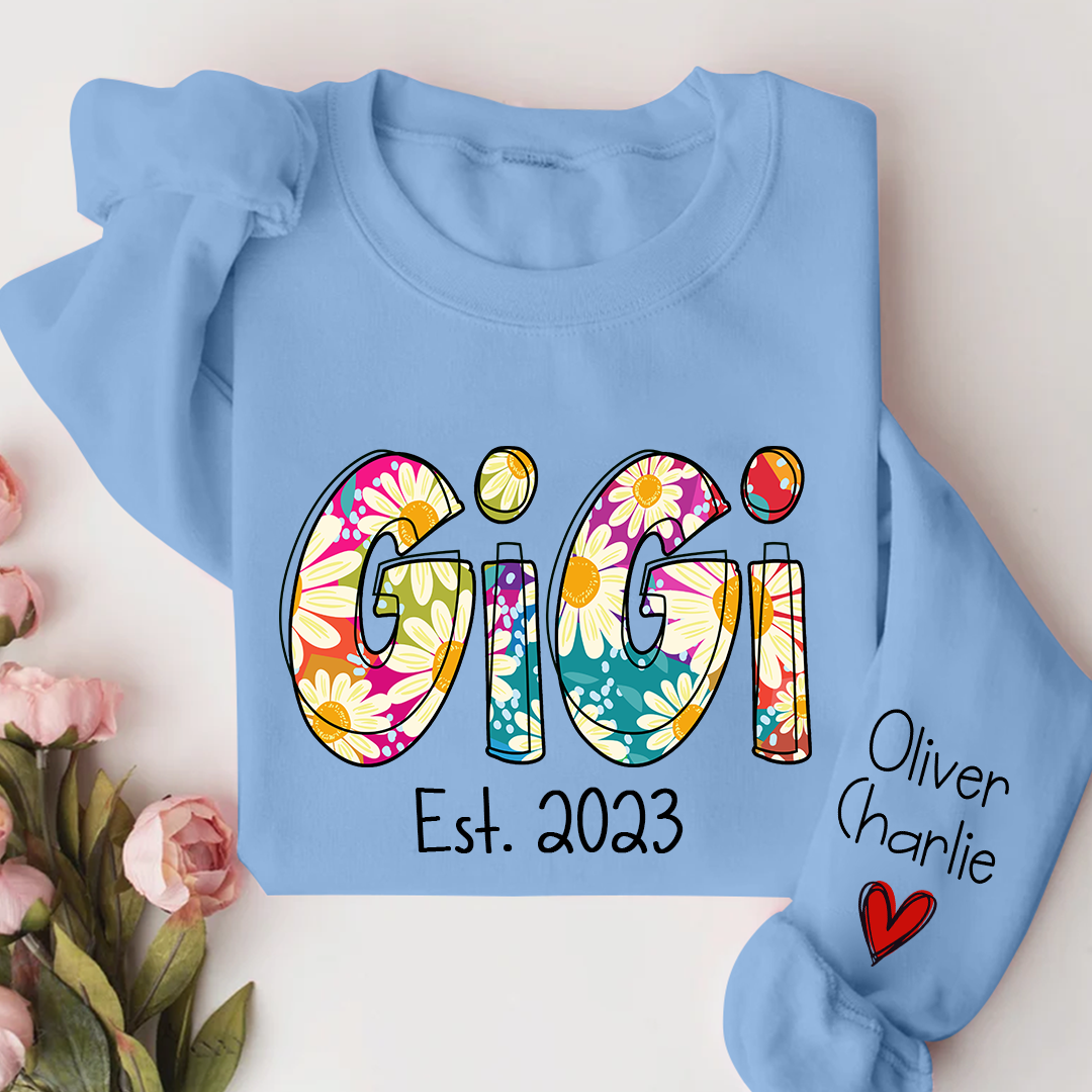 Lofaris Gigi Est Year And Grandkids Custom Name CTH01 Sweatshirt