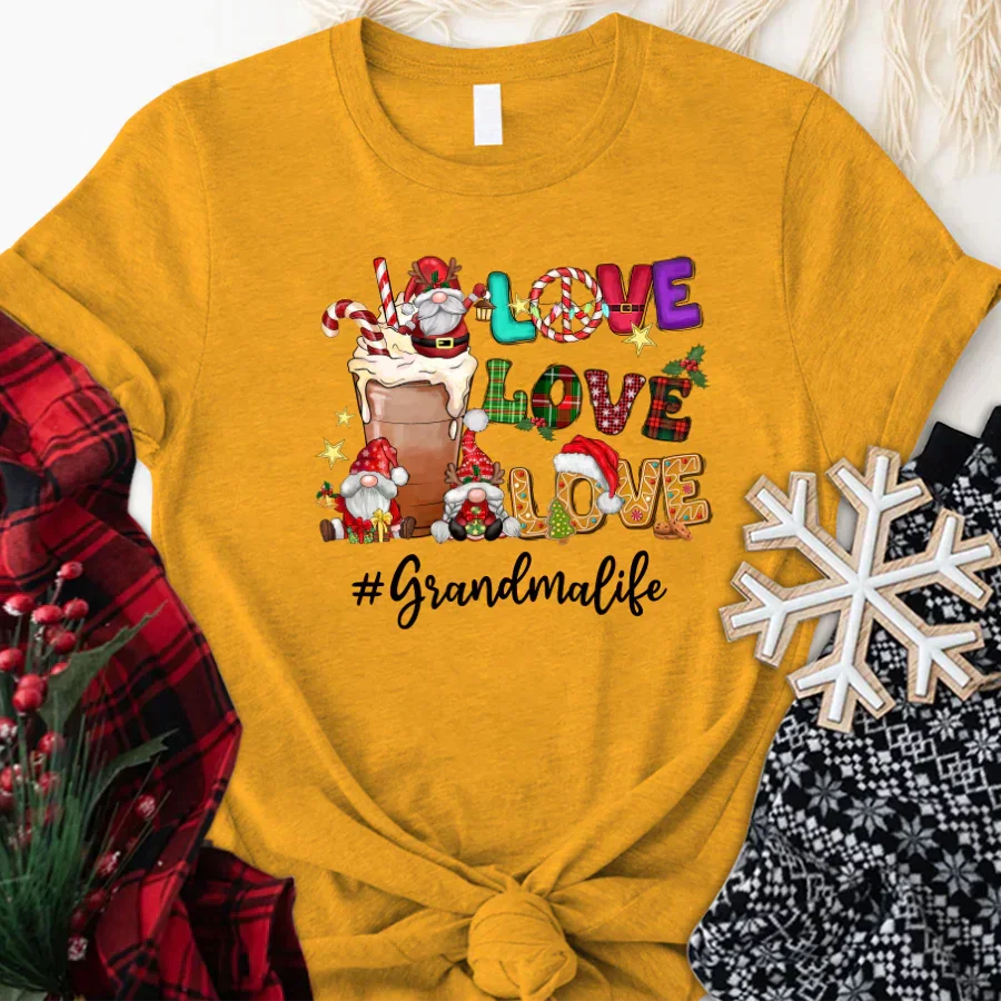 Lofaris Gnome Christmas Love Grandma Life Gifts T-Shirt
