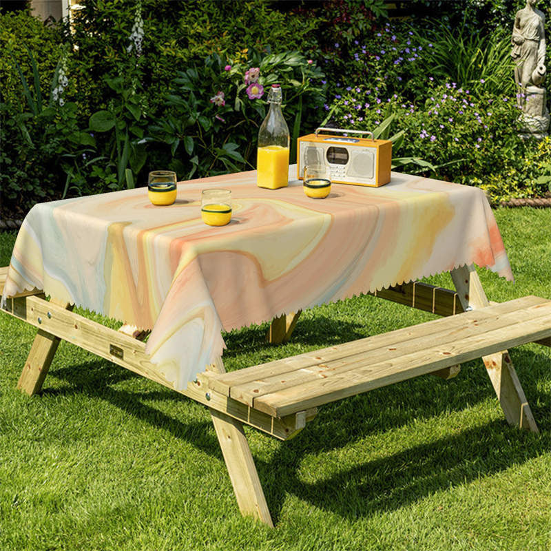 Lofaris Gradient Yellow Decorative Rectangle Tablecloth