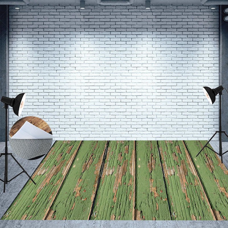 Lofaris Green Worn Wood Plank Fence Photography Floor Mat