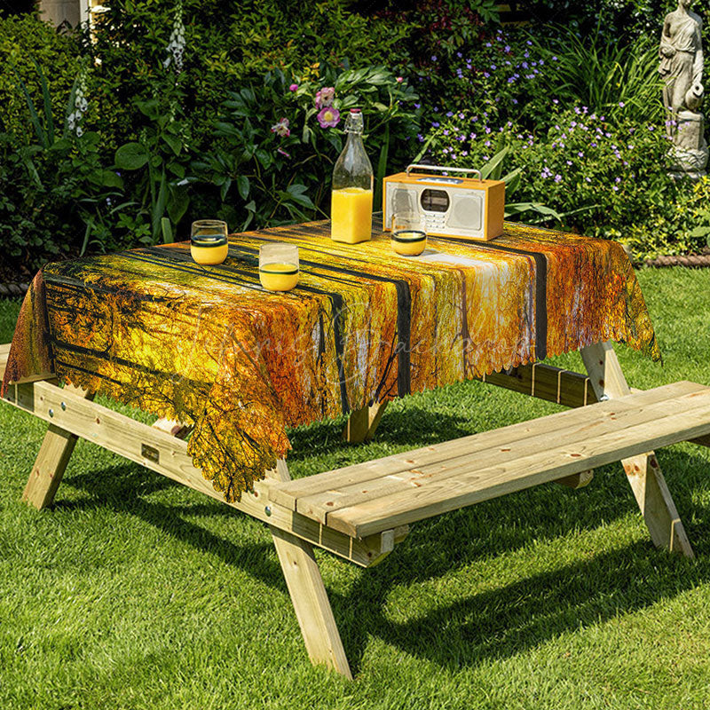 Lofaris Abstract Horizontal Line Pattern Tone Tablecloth
