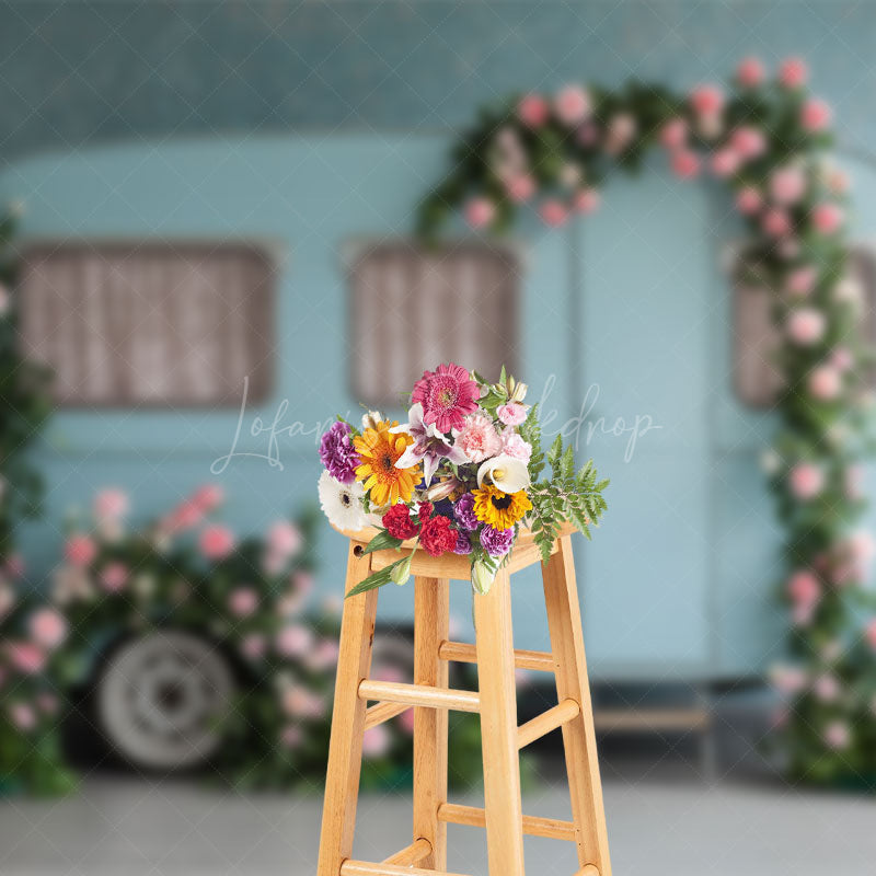 Lofaris Baby Blue Motor Home Floral Arch Wedding Backdrop