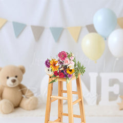 Lofaris Bearly White Wall Flag Balloon Cake Smash Backdrop