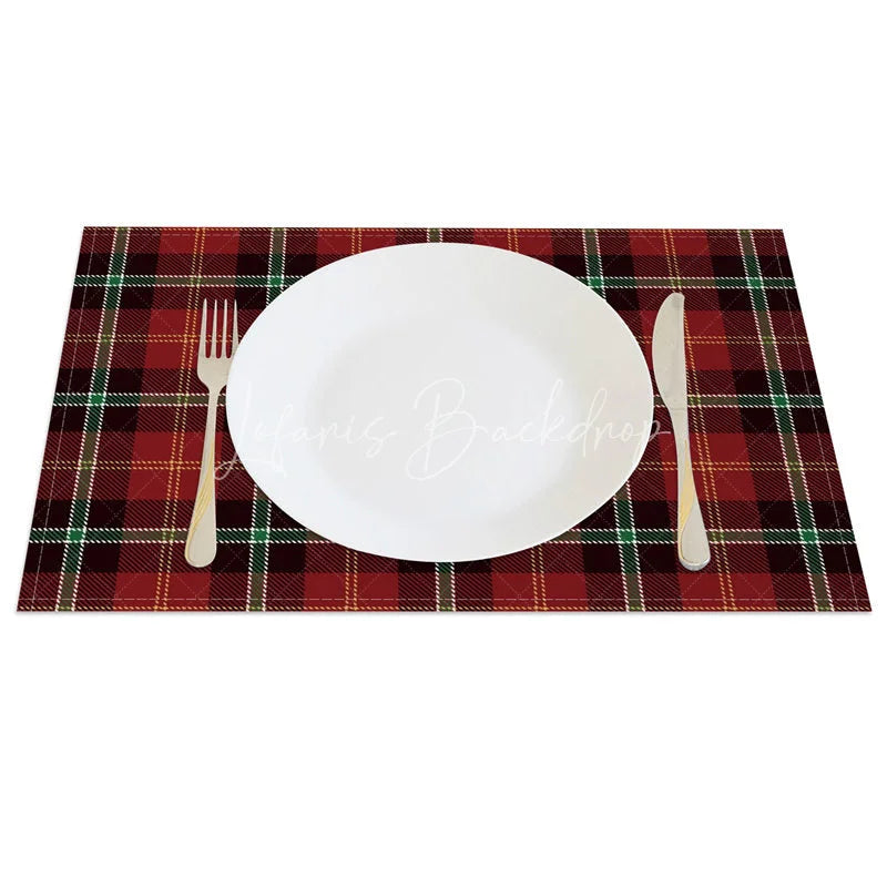 Lofaris Christmas Plaid Set of 4 Placemats Red Green Tartan Rustic Farmhouse Holiday Table Mats Decor