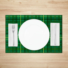 Lofaris Classic Green Plaid Set of 4 Placemats Tartan Checkered St. Patricks Day and Spring Dining Table Mats