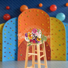 Lofaris Colorful Arcaded Entrance With Balloons Backdrop
