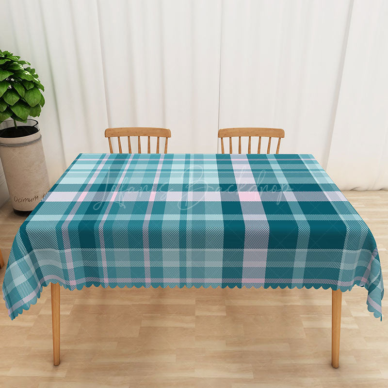Lofaris Dark and Light Green Checkered Rectangle Tablecloth for St. Patrick’s Day or Spring Party Decor