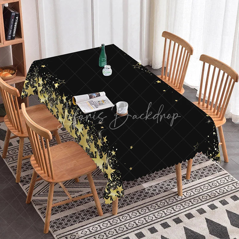 Lofaris Elegant Black and Gold Stars Sparkling Rectangle Tablecloth with Scalloped Edge Festive Party Dinner Decor
