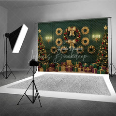 Lofaris Elegant Green and Gold Christmas Photography Backdrop Classic Wall with Wreaths Holiday Trees Photo Background