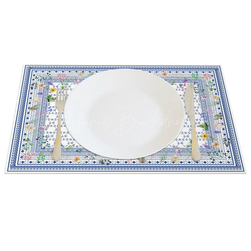 Lofaris Floral Elegant Slovakia Pattern Set of 4 Placemats