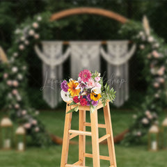 Lofaris Fresh Floral Boho Circular Outdoor Wedding Backdrop