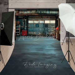 Lofaris Grunge Garage Interior Sweep Backdrop Rusted Metal Workshop Photography Floor Mat Mechanic Man Cave Decoration