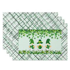 Lofaris Lucky Gnomes Plaid Set of 4 Placemats St. Patricks Day Shamrocks and Green Tartan Dining Table Mats