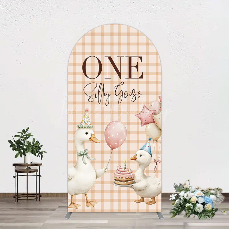 Lofaris One Silly Goose Plaid Birthday Arch Backdrop