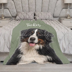 Lofaris Personalized Pet Blanket with Custom Dog Name and Photo Single Portrait Style Memorial Gift for Lovers