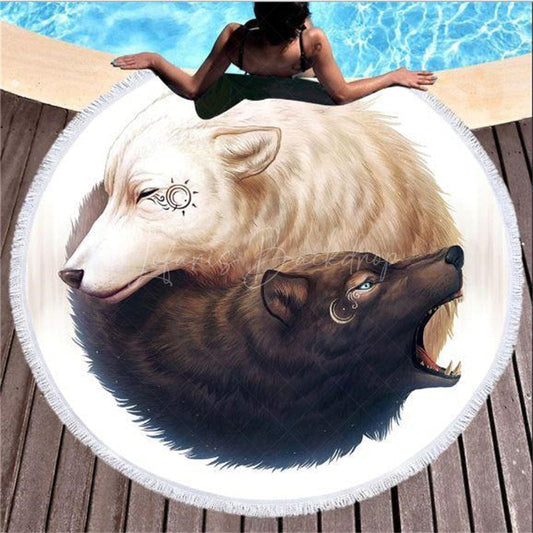 Lofaris Religious Wolf Couple Pattern Vibe Round Beach Towel