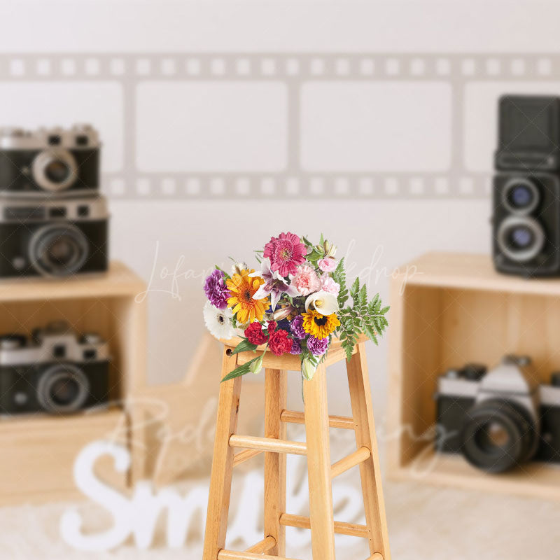 Lofaris Retro Camera Sound System Smile Cake Smash Backdrop