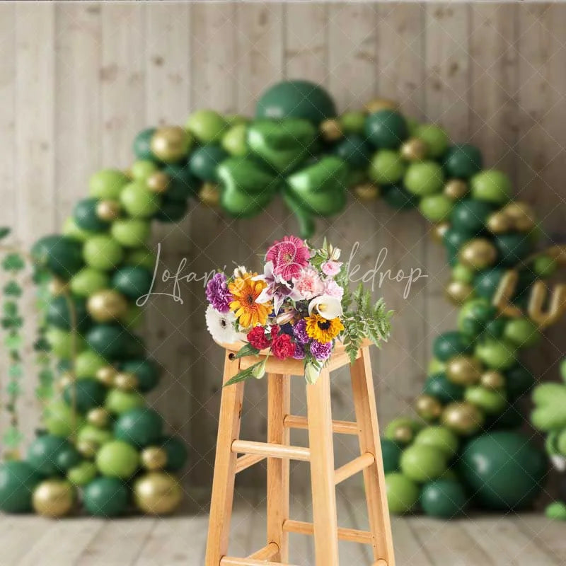 Lofaris St. Patrick’s Day Backdrop Green Balloon Arch Shamrock Lucky Photography Background Irish Festival Party Prop