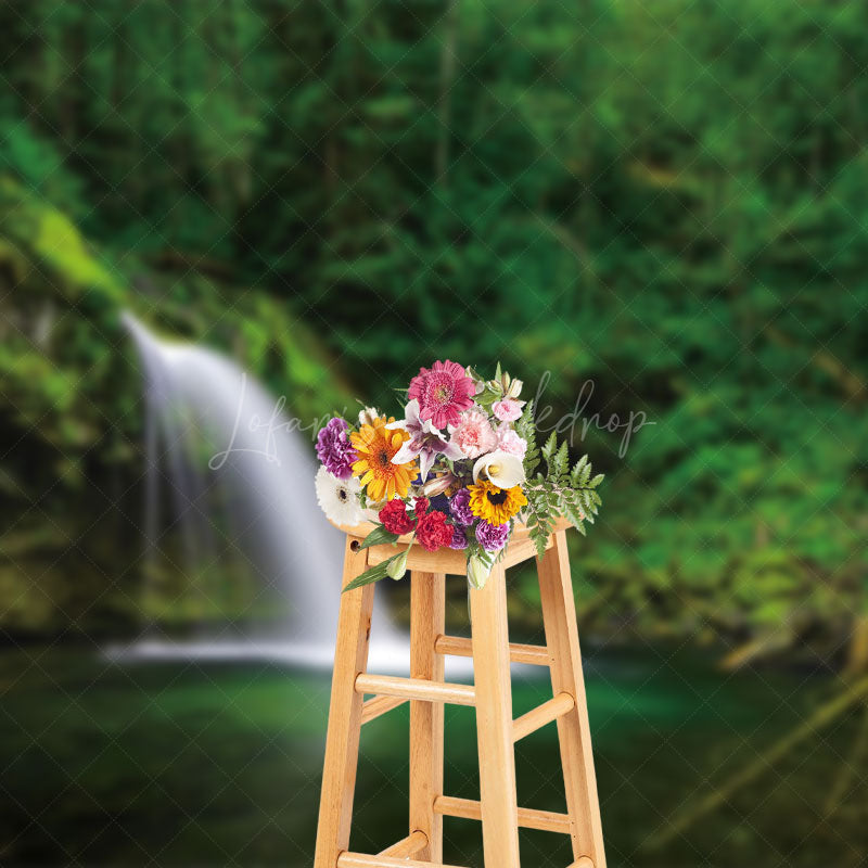 Lofaris Waterfalls Vibrant Vegetation Clear Water Backdrop