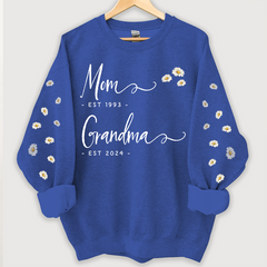 Lofaris Mom Grandma est Daisy Flower Sweet Gift Sweatshirt