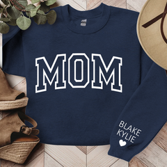 Lofaris Mom And Kids Custom Name CTH01 Sweatshirt