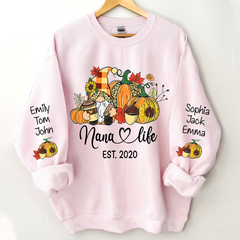 Lofaris Gnome With Fall Grandmas And Kids Personalized CTH01 Sweatshirt
