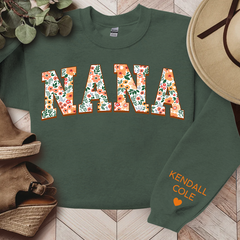 Lofaris Personalized Nana Pattern Flower with Grandkids Gift For Mothers Day CL01 Sweatshirt