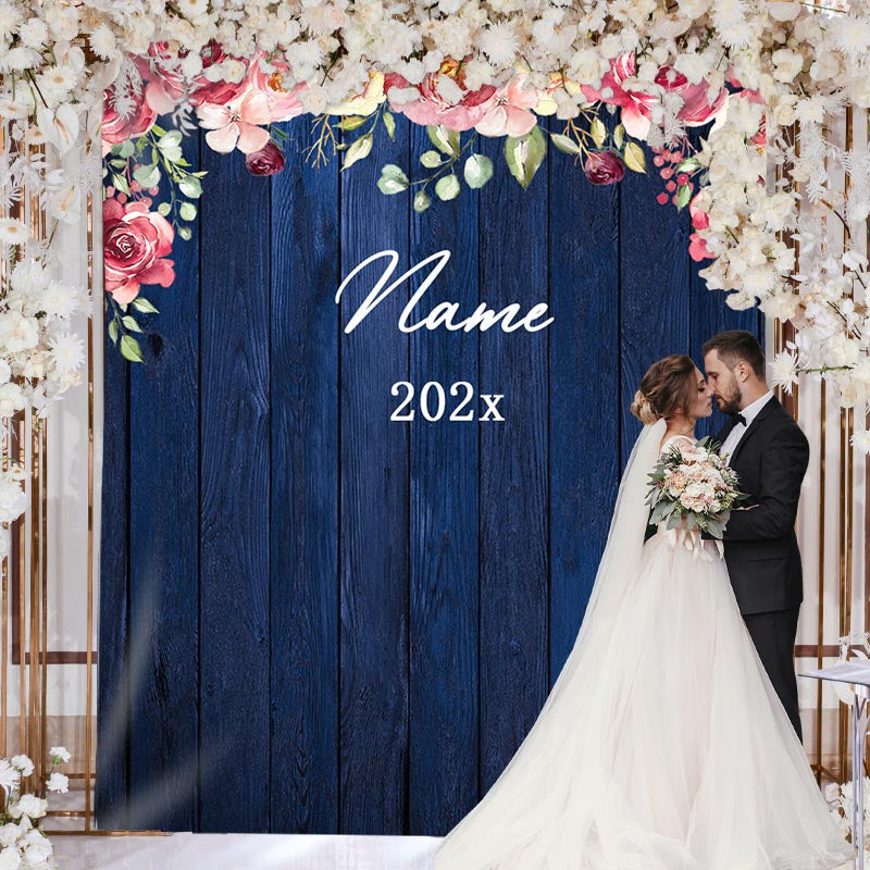 Lofaris Personalized Navy Wood Flower Wedding Backdrop