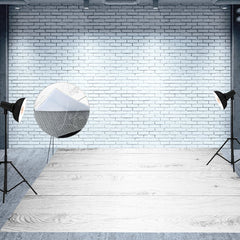 Lofaris Retro White Grey Horizontal Stripe Wood Floor Mat