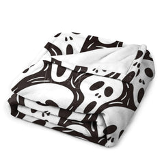 Lofaris White Screaming Ghost Halloween Custom Name Blanket