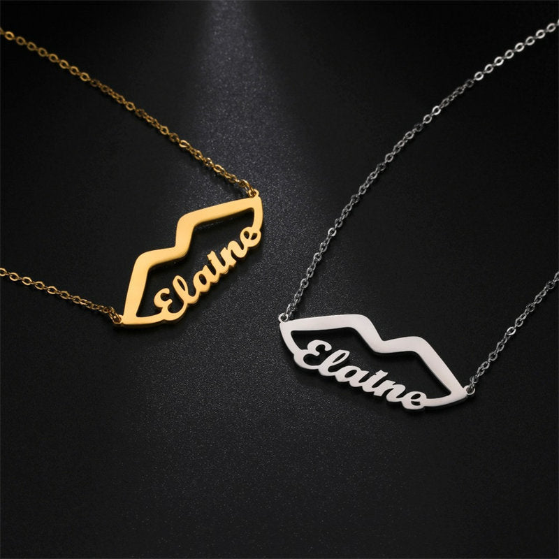 Lofaris Custom 18k Gold Plated Lip Print Name Necklace