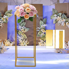 Lofaris Gold Metal Flower Display Columnn Floor Wedding Shelf