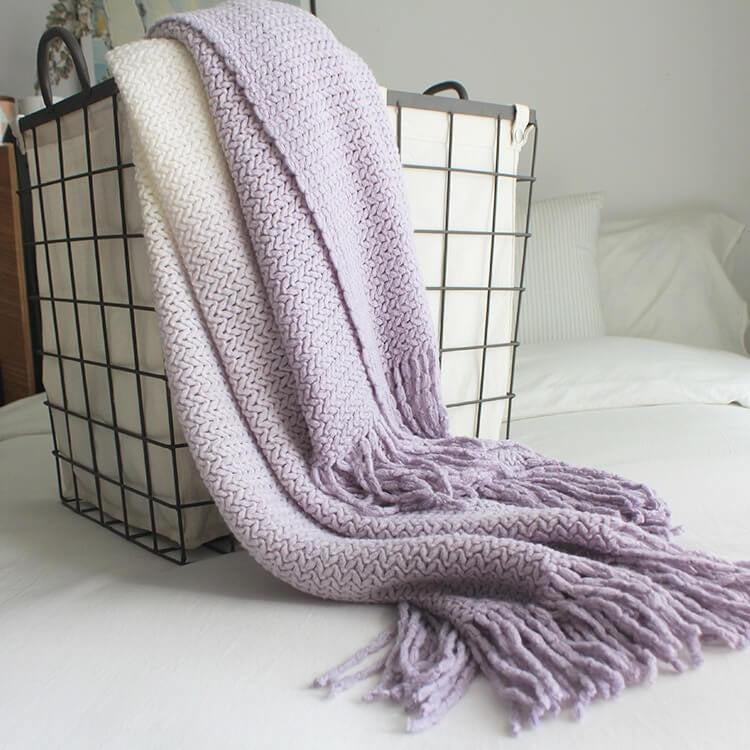Lofaris Knitted Blanket Gradation Is Suitable For Soft Use Of Bed And Sofa