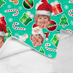 Lofaris Personalized Dog Face Christmas Green Pet Blanket