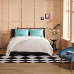 Lofaris Pure White Fleece 300GSM Bed Couch Throw Blanket For Kids