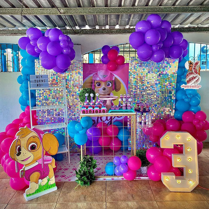 Lofaris Square Shimmer Wall Decoration Favor For House Party Event